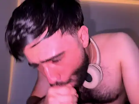 zack sullivan22 online show from 10.02.25