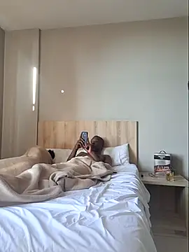 Snapshot of RAWFREAKYVERSE chatting on 01.07.26 RAWFREAKYVERSE online show from 01.07.26