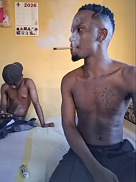 Snapshot of RAWFREAKYVERSE chatting on 01.14.26 RAWFREAKYVERSE online show from 01.14.26