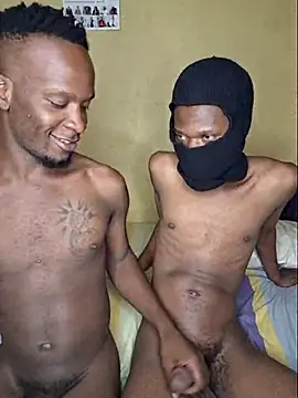 Snapshot of RAWFREAKYVERSE chatting on 02.13.26 RAWFREAKYVERSE online show from 02.13.26