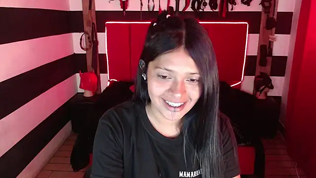 Snapshot of Lolitaa_ran chatting on 09.17.25 Lolitaa ran online show from 09.17.25