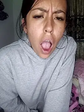 Queen Ashly online show from 01.06.26