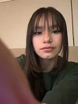 Alisha Olsen  online show from 10.21.25