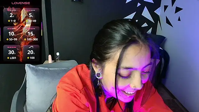 LiaMonroee  online show from 10.20.25