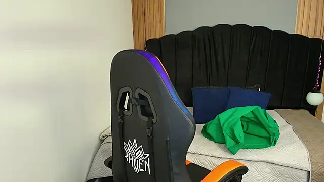 LiaMonroee  online show from 05.19.26