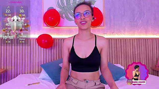 Snapshot of sophie_rojas chatting on 10.24.25 sophie rojas online show from 10.24.25