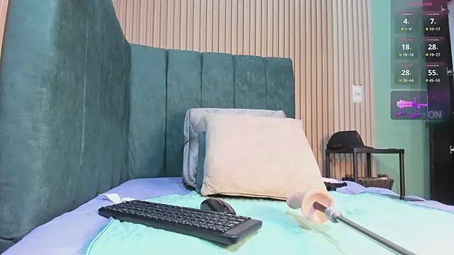 EvelynFoxx- online show from 11.20.25