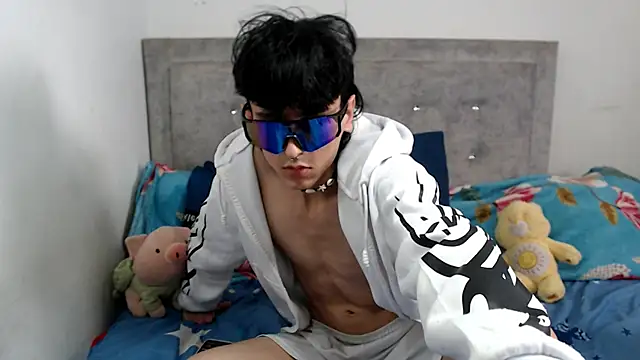 dylann ross online show from 04.15.26