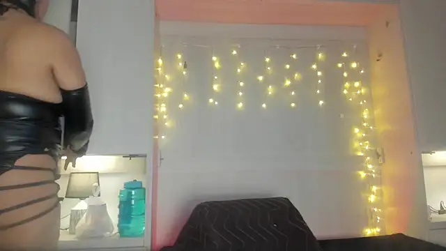 VickyRuiz  online show from 04.06.26