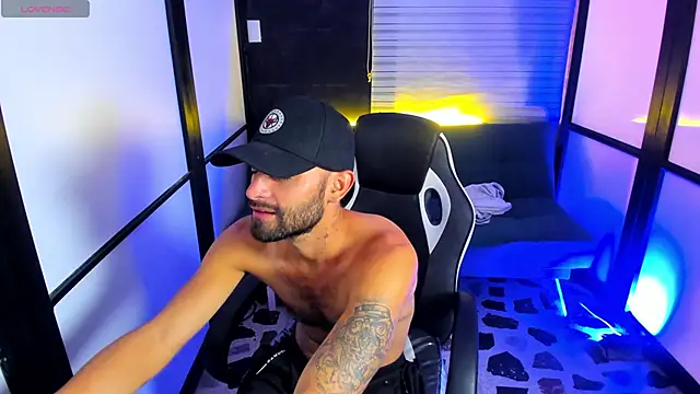 leostorm  online show from 09.09.25