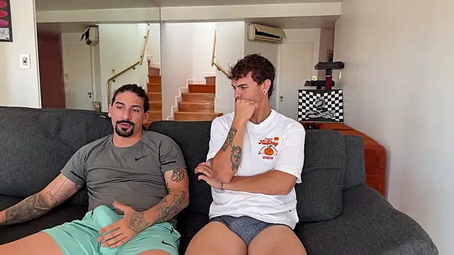 Snapshot of lenruy chatting on 11.22.25 lenruy online show from 11.22.25