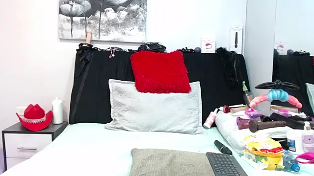 Snapshot of DonnaJoness chatting on 02.28.26 DonnaJoness online show from 02.28.26