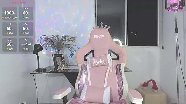 Snapshot of isabella_pearl_ chatting on 03.04.26 isabella pearl online show from 03.04.26