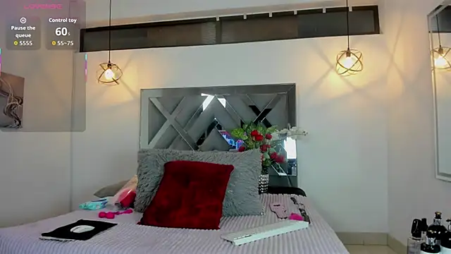 Candy Hott7 online show from 12.20.25