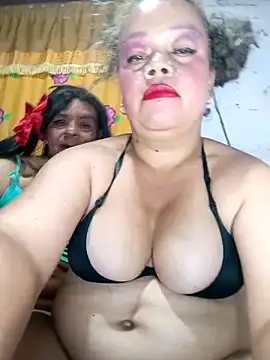 Snapshot of margaritamadura chatting on 10.29.25 margaritamadura online show from 10.29.25