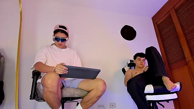 sotooliver3 online show from 10.11.25