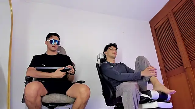 sotooliver3 online show from 02.08.26