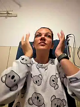 LissaFox1 online show from 10.11.25