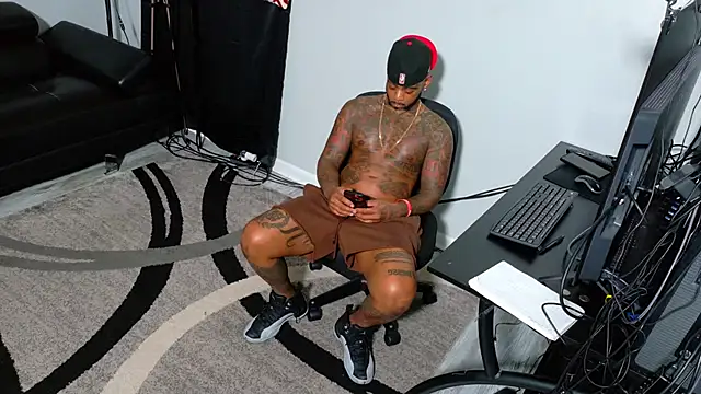 SLANGONDEMHOES online show from 10.30.25