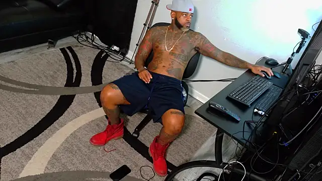 SLANGONDEMHOES online show from 11.07.25