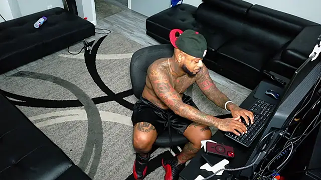 SLANGONDEMHOES online show from 01.10.26