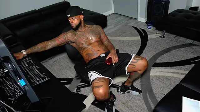 SLANGONDEMHOES online show from 02.06.26