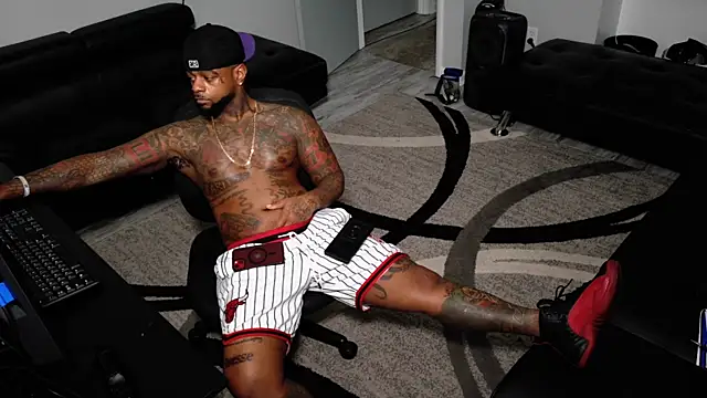 SLANGONDEMHOES online show from 02.16.26