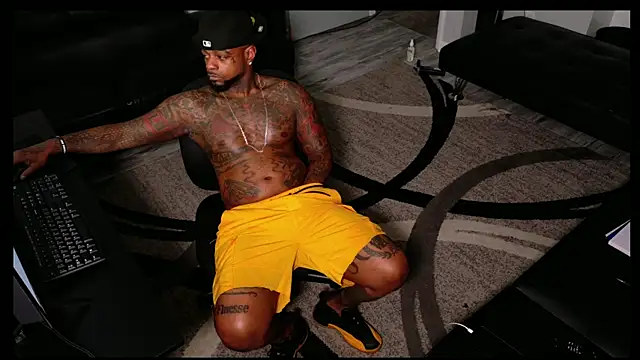 SLANGONDEMHOES online show from 03.16.26