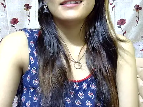 Amira90 online show from 10.12.25