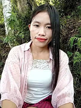 Snapshot of rubi_bae chatting on 10.19.25 rubi bae online show from 10.19.25