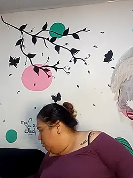 curvy diva  online show from 12.14.25