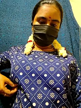 mini-queen online show from 04.12.26