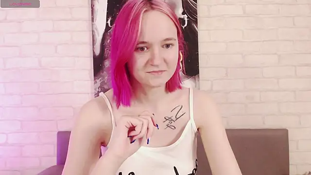 Ericha Stone online show from 09.16.25