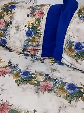 Mayamimi online show from 10.29.25