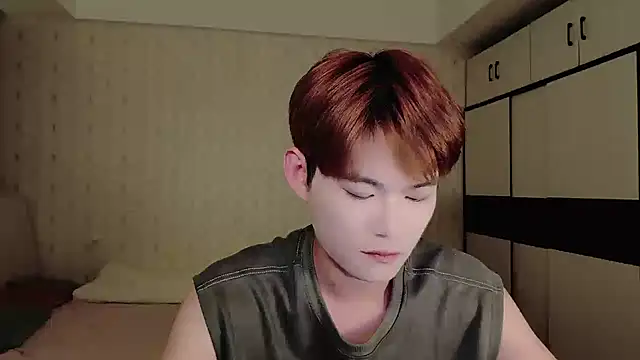 Dancer03 online show from 10.04.25