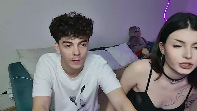 Alice18James online show from 10.02.25