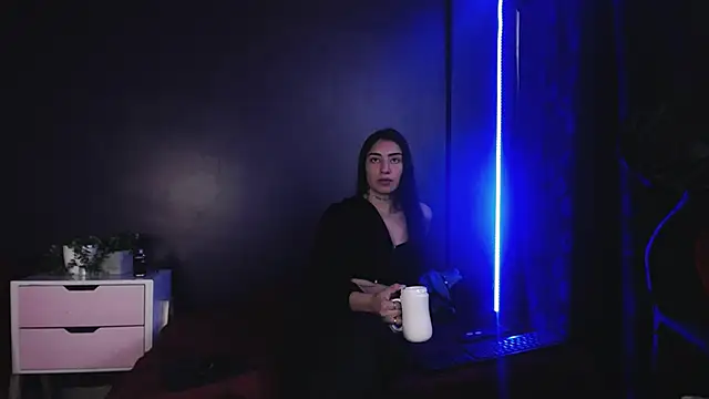 fire angels online show from 09.26.25
