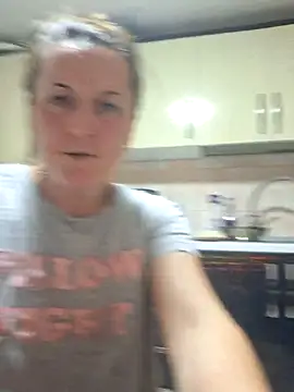 Fluturas2 online show from 10.19.25