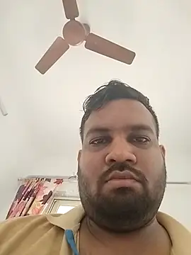 Snapshot of vinay_smalldick chatting on 02.11.26 vinay smalldick online show from 02.11.26