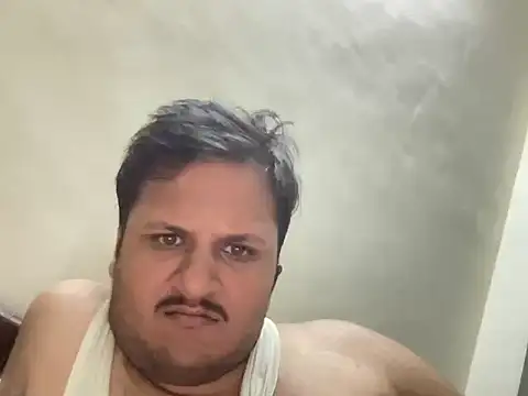 chiikuloveu online show from 11.08.25