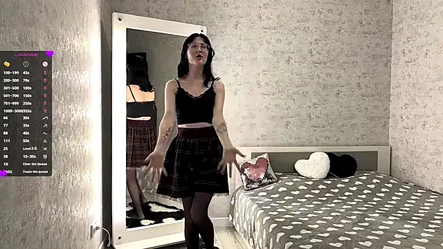 Snapshot of FakeLamb chatting on 10.11.25 FakeLamb online show from 10.11.25