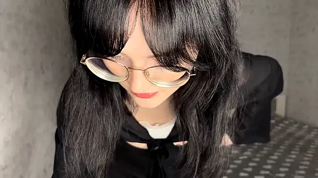 Snapshot of FakeLamb chatting on 10.24.25 FakeLamb online show from 10.24.25