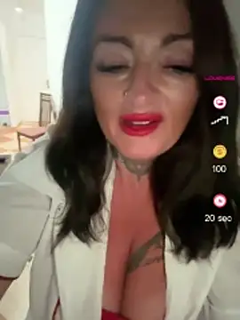 Snapshot of IrishmilfAnna chatting on 05.16.26 IrishmilfAnna online show from 05.16.26