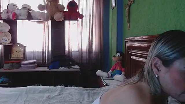  Charlize theron  online show from 11.11.25