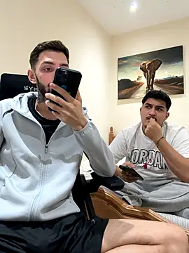 Snapshot of mixedcouplee69 chatting on 10.31.25 mixedcouplee69 online show from 10.31.25