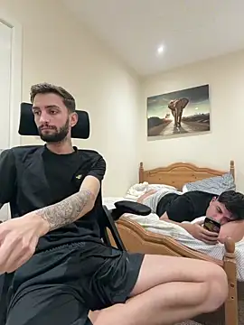 Snapshot of mixedcouplee69 chatting on 12.16.25 mixedcouplee69 online show from 12.16.25