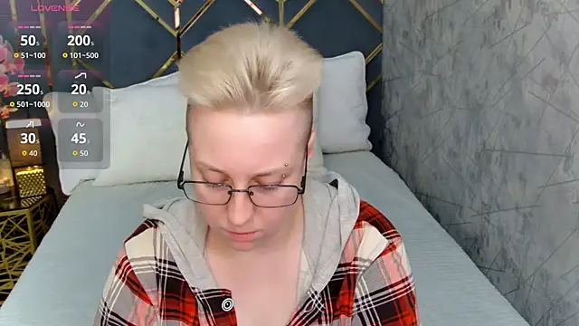 AlexandraGreen online show from 11.15.25