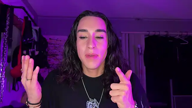 xoFrankie online show from 11.15.25