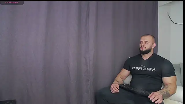 RickyMiami1 online show from 11.24.25