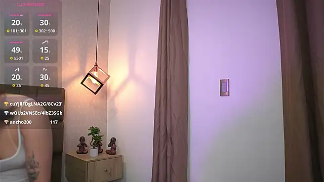 Snapshot of Julieth_Rojas chatting on 06.04.26 Julieth Rojas online show from 06.04.26